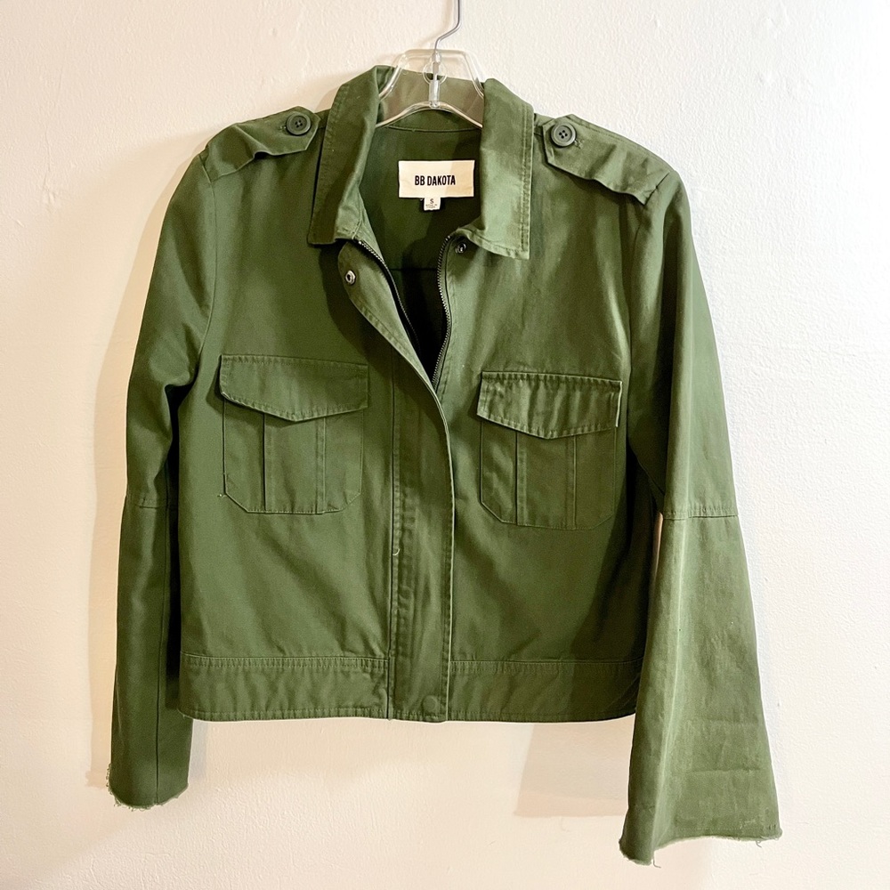 BB Dakota Short Army Jacket w/ Raw Edge Flared Sleeves